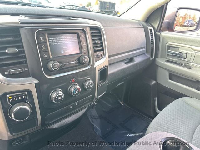 2015 Ram 1500 2WD Quad Cab 140.5" SLT - 22968005 - 4