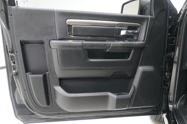 2015 Ram 1500 2WD Reg Cab 120.5" Sport - 23013754 - 13