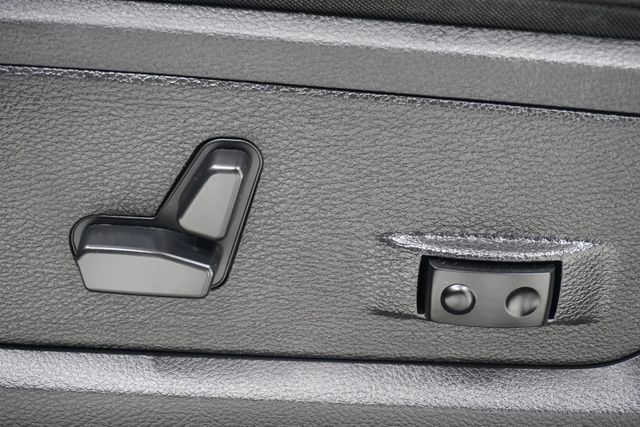 2015 Ram 1500 2WD Reg Cab 120.5" Sport - 23013754 - 14