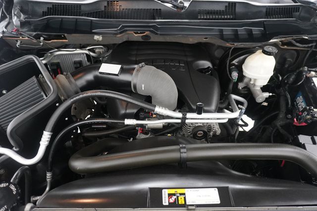 2015 Ram 1500 2WD Reg Cab 120.5" Sport - 23013754 - 27