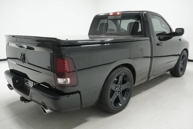 2015 Ram 1500 2WD Reg Cab 120.5" Sport - 23013754 - 3