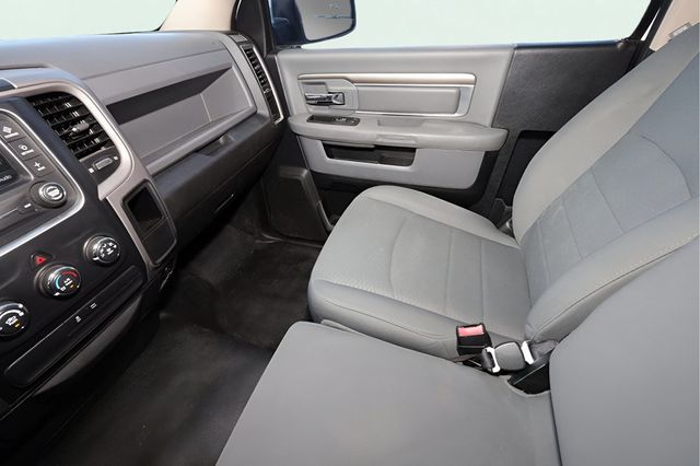 2015 RAM 1500 2WD Reg Cab 140.5" Tradesman - 22919852 - 17