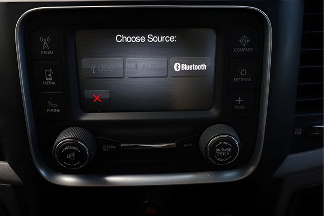 2015 RAM 1500 2WD Reg Cab 140.5" Tradesman - 22919852 - 21