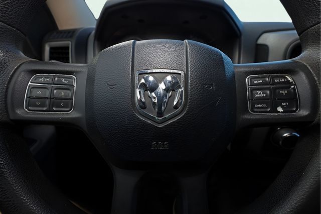 2015 RAM 1500 2WD Reg Cab 140.5" Tradesman - 22919852 - 24