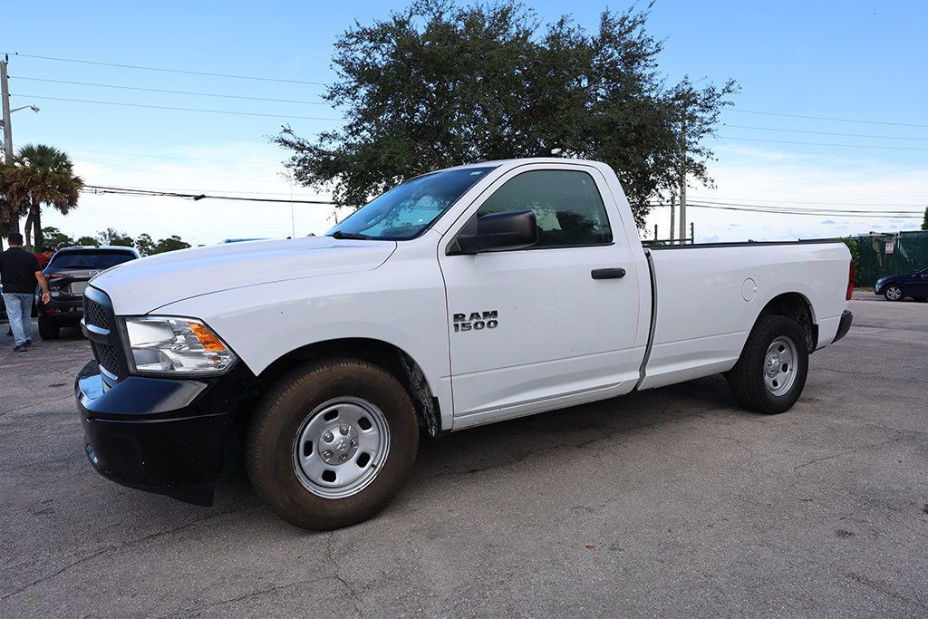 2015 Ram 1500 Tradesman photo 4