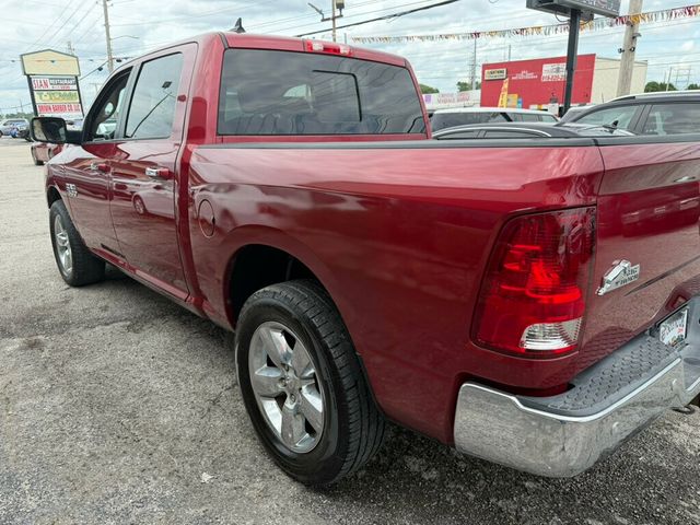 2015 Ram 1500 4WD Crew Cab 140.5" Big Horn - 23040701 - 10
