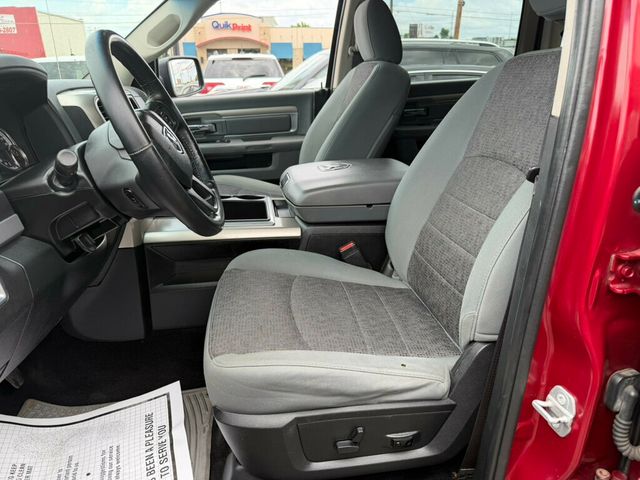 2015 Ram 1500 4WD Crew Cab 140.5" Big Horn - 23040701 - 1