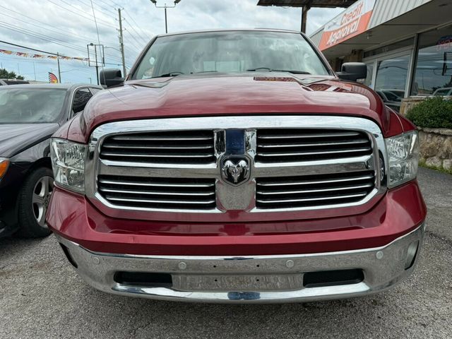 2015 Ram 1500 4WD Crew Cab 140.5" Big Horn - 23040701 - 3