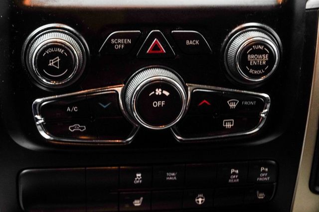 2015 Ram 1500 4WD Crew Cab 140.5" Big Horn - 22985579 - 19