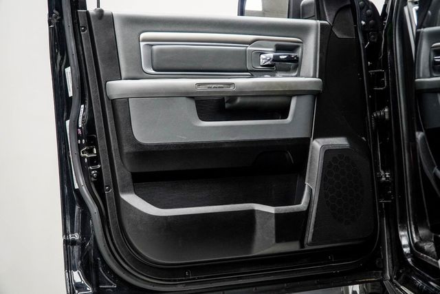 2015 Ram 1500 4WD Crew Cab 140.5" Big Horn - 22985579 - 30