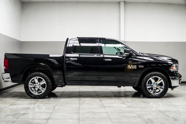 2015 Ram 1500 4WD Crew Cab 140.5" Big Horn - 22985579 - 5