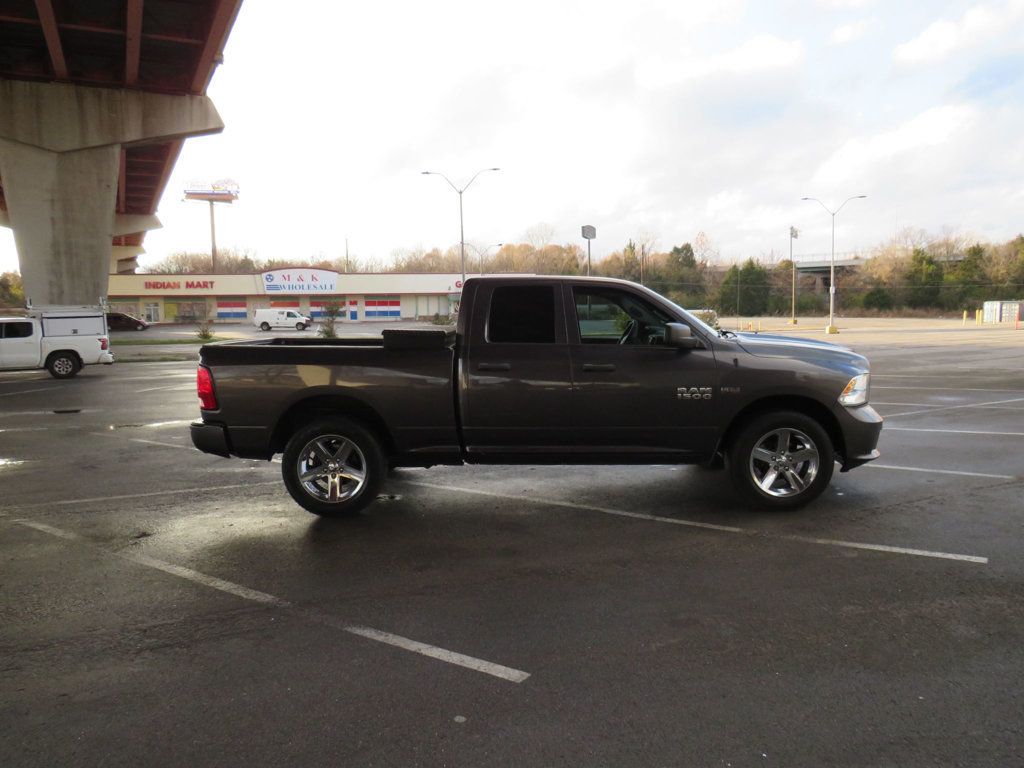 2015 Ram 1500 4WD Crew Cab 140.5" Express - 22699447 - 0