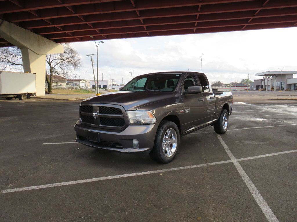 2015 Ram 1500 4WD Crew Cab 140.5" Express - 22699447 - 3