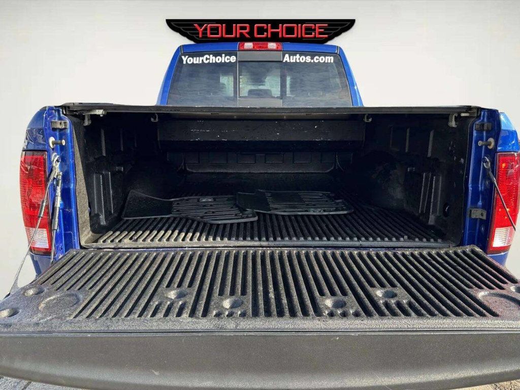 2015 Ram 1500 4WD Crew Cab 140.5" Outdoorsman - 22959336 - 10