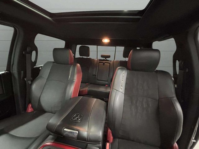 2015 Ram 1500 4WD Crew Cab 140.5" Rebel - 22947857 - 17