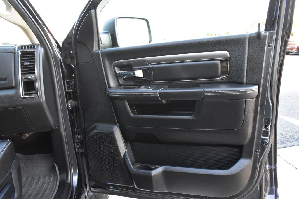 2015 Ram 1500 Sport photo 44