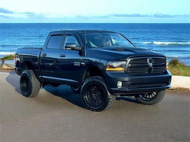 2015 Ram 1500 4WD Crew Cab 140.5" Sport - 22632307 - 1