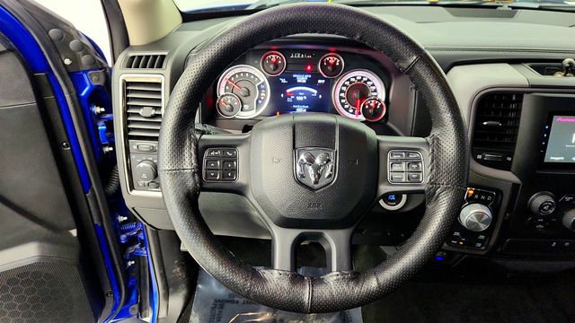 2015 Ram 1500 4WD Crew Cab 140.5'' Sport w/ Upgraded 20'' Wheels, Cap & V8 - 23009480 - 12