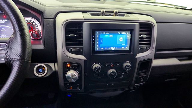 2015 Ram 1500 4WD Crew Cab 140.5'' Sport w/ Upgraded 20'' Wheels, Cap & V8 - 23009480 - 16