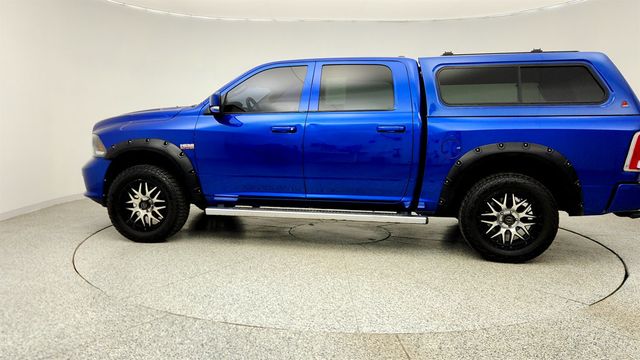 2015 Ram 1500 4WD Crew Cab 140.5'' Sport w/ Upgraded 20'' Wheels, Cap & V8 - 23009480 - 7