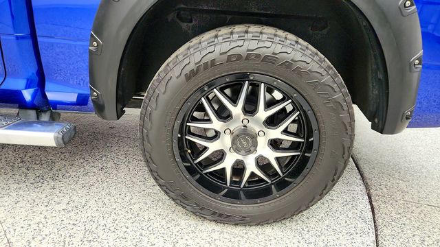 2015 Ram 1500 4WD Crew Cab 140.5'' Sport w/ Upgraded 20'' Wheels, Cap & V8 - 23009480 - 8