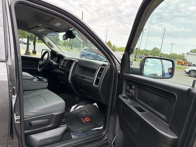 2015 Ram 1500 4WD Crew Cab 140.5" Tradesman - 23065648 - 1