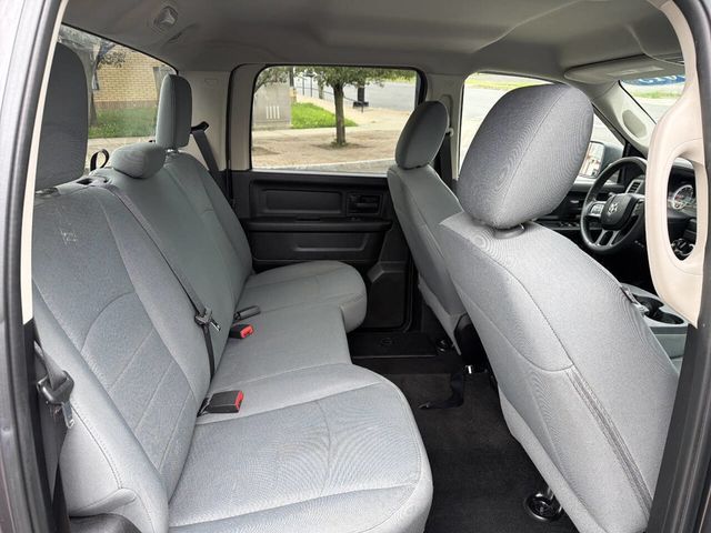 2015 Ram 1500 4WD Crew Cab 140.5" Tradesman - 23065648 - 4