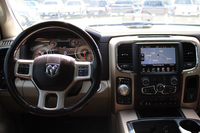 2015 Ram 1500 4WD Crew Cab 149" Laramie Longhorn - 23000920 - 37