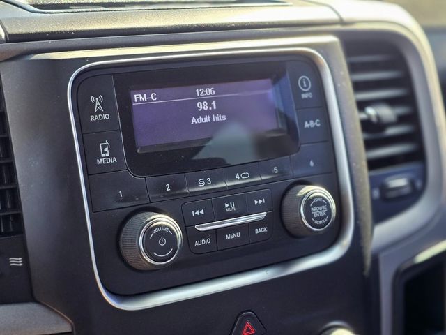 2015 Ram 1500 4WD Crew Cab 149" Tradesman - 22973376 - 29