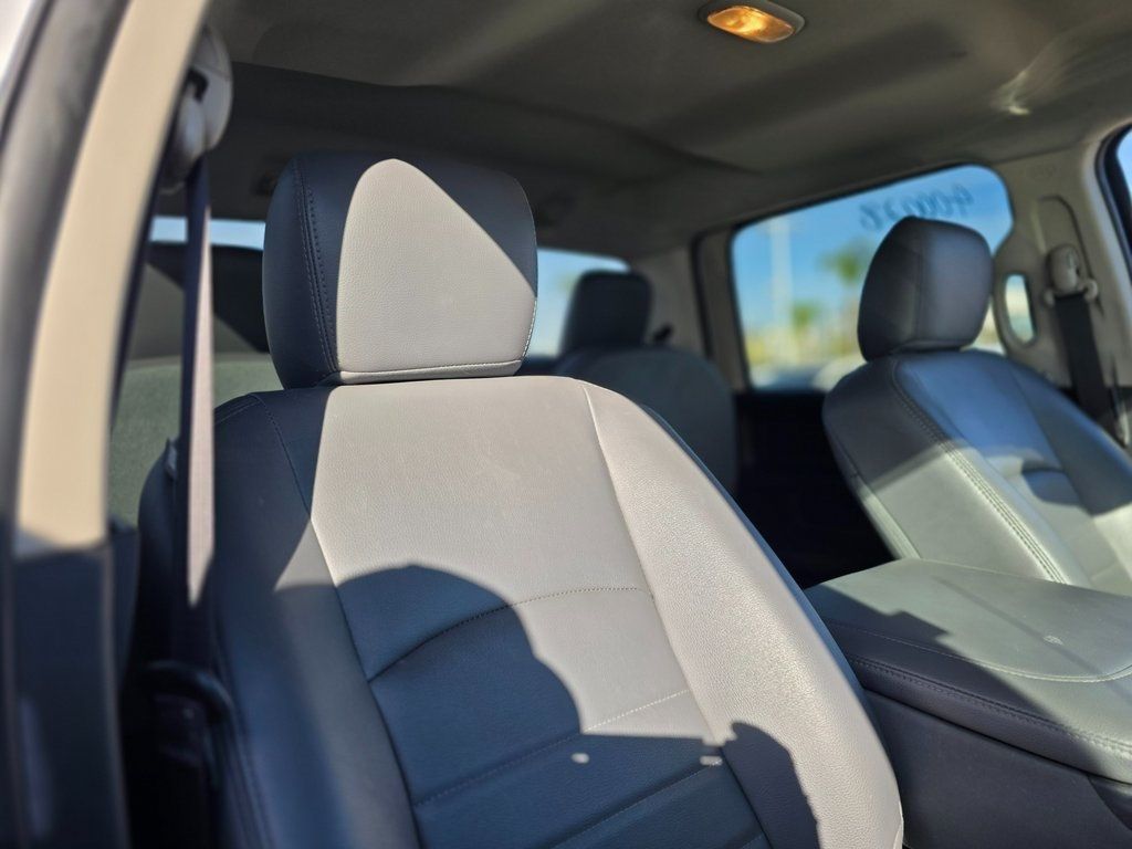 2015 Ram 1500 4WD Crew Cab 149" Tradesman - 22973376 - 4