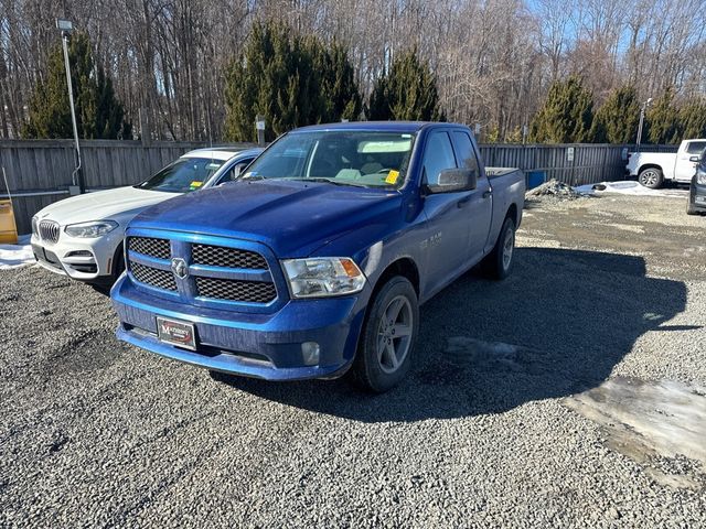 2015 Ram 1500 4WD Quad Cab 140.5" Express - 22760896 - 2