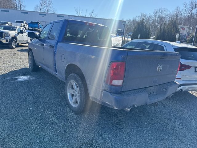 2015 Ram 1500 4WD Quad Cab 140.5" Express - 22760896 - 4