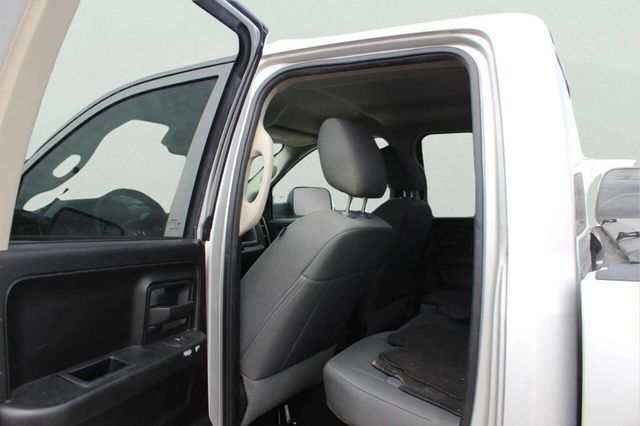 2015 Ram 1500 4WD Quad Cab 140.5" Express - 23030327 - 6