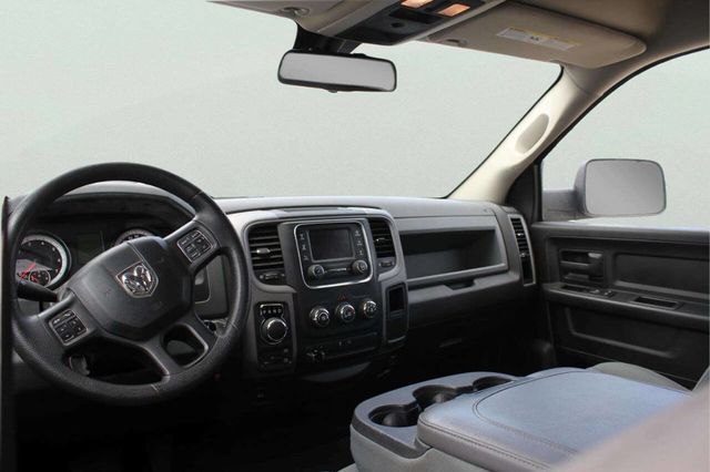 2015 Ram 1500 4WD Quad Cab 140.5" Express - 23030327 - 7