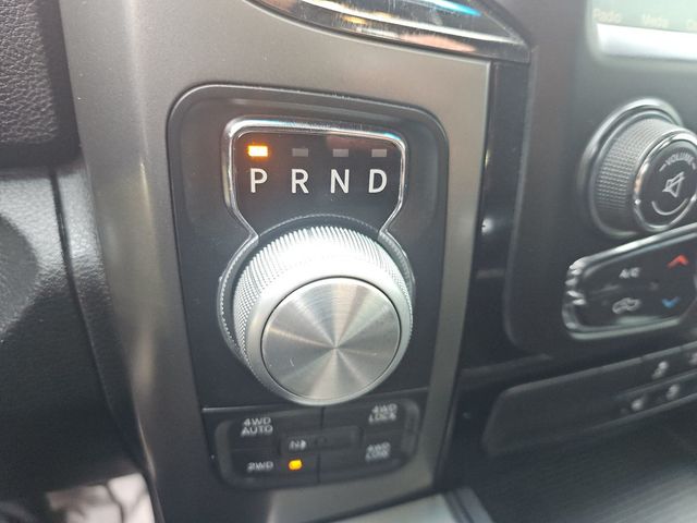 2015 Ram 1500 4WD Quad Cab 140.5" Sport - 22976756 - 32