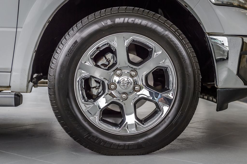 2015 Ram 1500 RAM CREW CAB LARAMIE DIESEL - FULLY LOADED - LEATHER - MUST SEE - 23031132 - 13