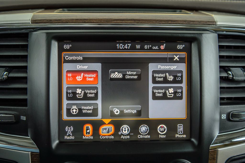2015 Ram 1500 RAM CREW CAB LARAMIE DIESEL - FULLY LOADED - LEATHER - MUST SEE - 23031132 - 19