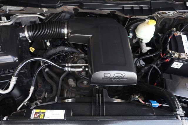 2015 Ram 1500 SLT - 23070710 - 11