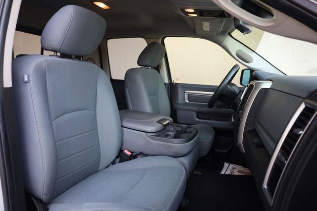 2015 Ram 1500 SLT - 23070710 - 23