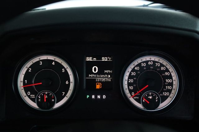 2015 Ram 1500 SLT - 23070710 - 35