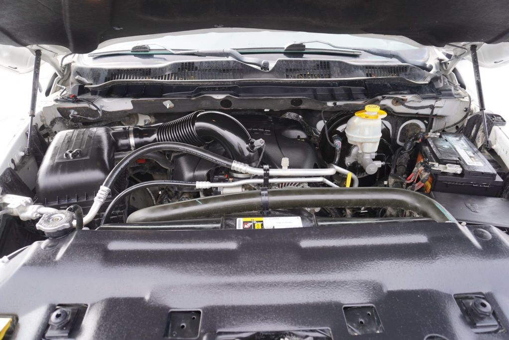 2015 Ram 1500 SPORT - 22997102 - 37