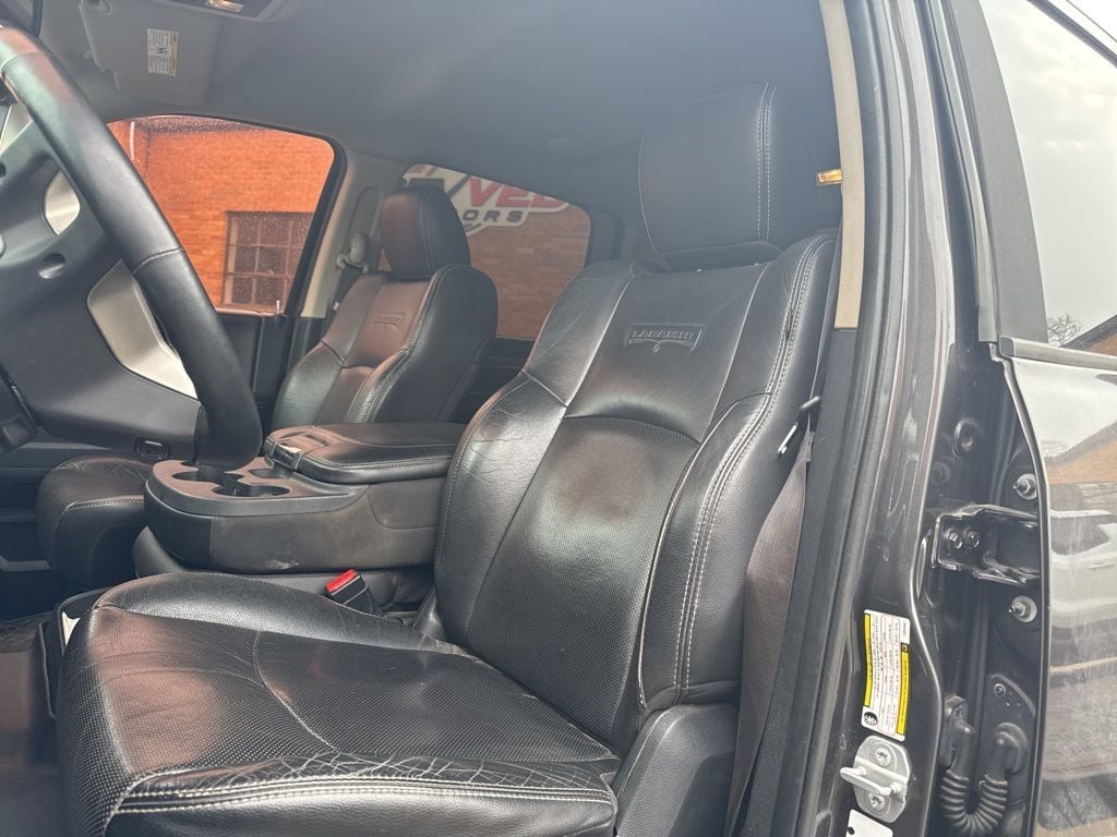 2015 Ram 2500 4WD Crew Cab 149" Laramie - 22990707 - 9