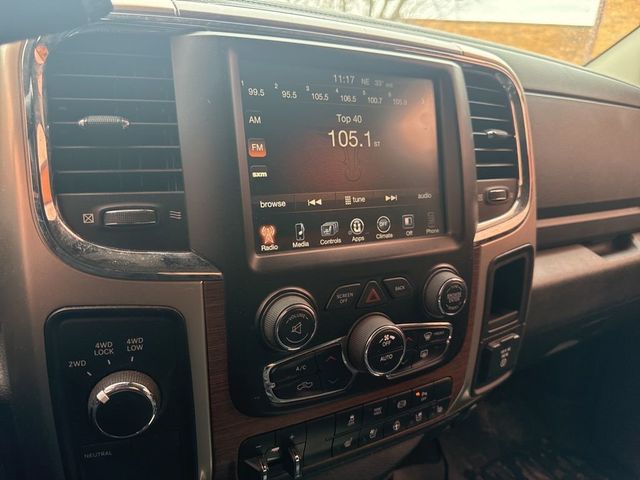 2015 Ram 2500 4WD Crew Cab 149" Laramie - 22990707 - 13
