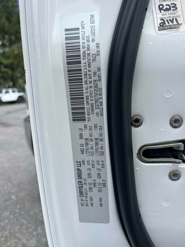 2015 Ram 2500 4WD Crew Cab 149" SLT - 23012511 - 25