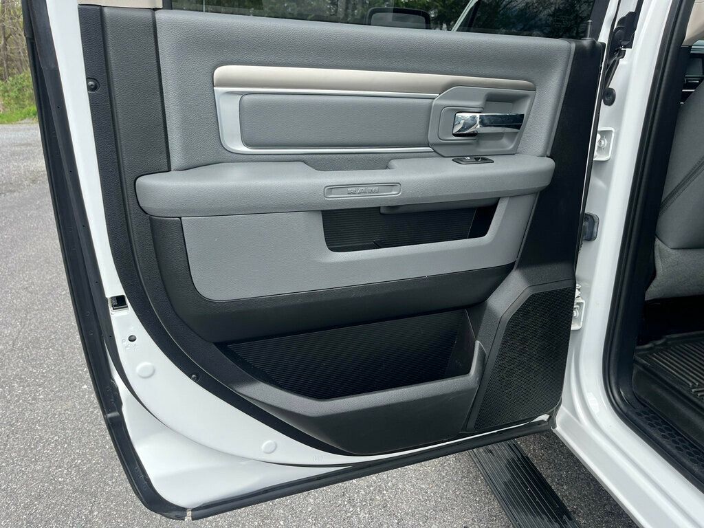 2015 Ram 2500 4WD Crew Cab 149" SLT - 23012511 - 30