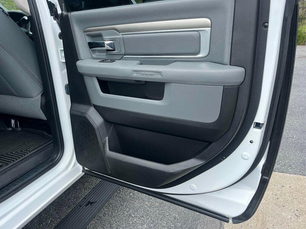 2015 Ram 2500 4WD Crew Cab 149" SLT - 23012511 - 36