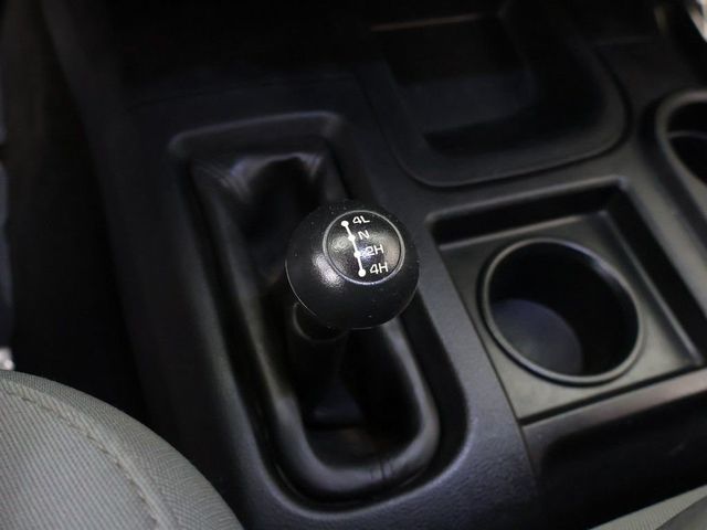 2015 Ram 2500 4WD Crew Cab 149" Tradesman - 23056357 - 41