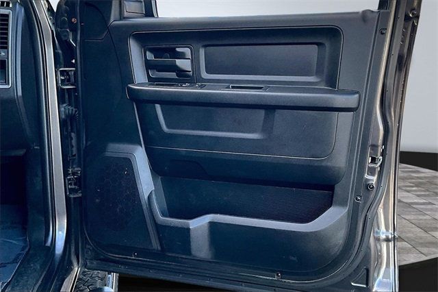 2015 Ram 2500 4WD Crew Cab 149" Tradesman - 22952863 - 15