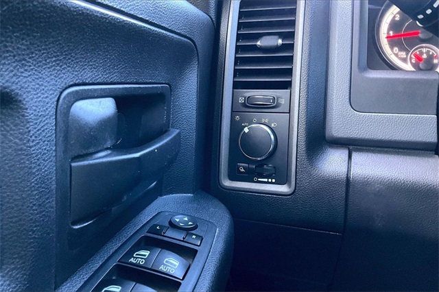 2015 Ram 2500 4WD Crew Cab 149" Tradesman - 22952863 - 26