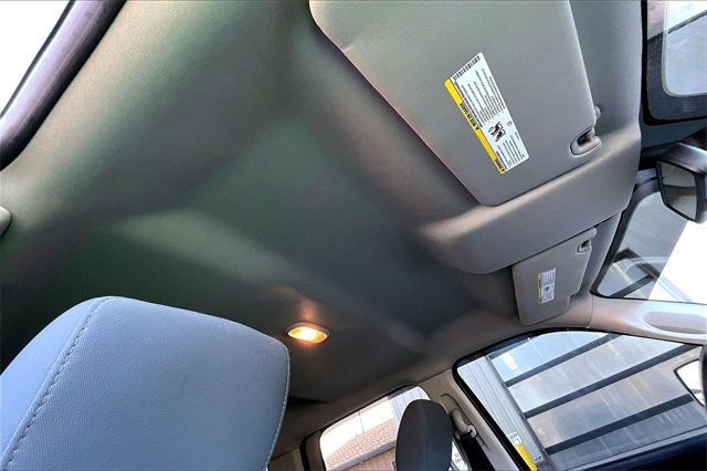 2015 Ram 2500 4WD Crew Cab 149" Tradesman - 22952863 - 30